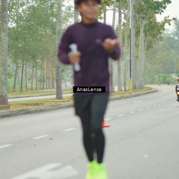 Runner Photo 8204307