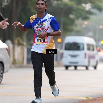Runner Photo 8204316