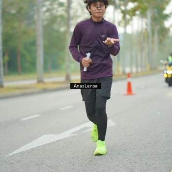 Runner Photo 8204318