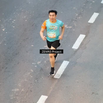 Runner Photo 8204319