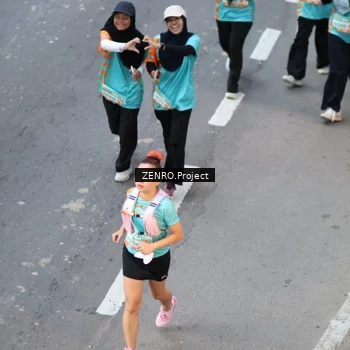 Runner Photo 8204331