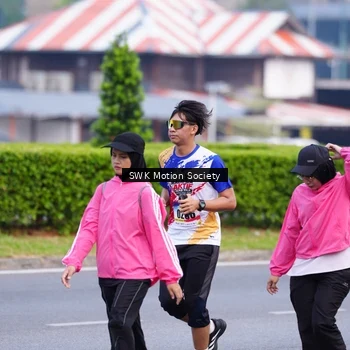 Runner Photo 8204349