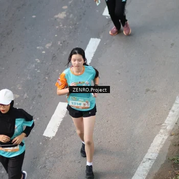 Runner Photo 8204352