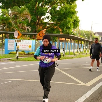 Runner Photo 8204369