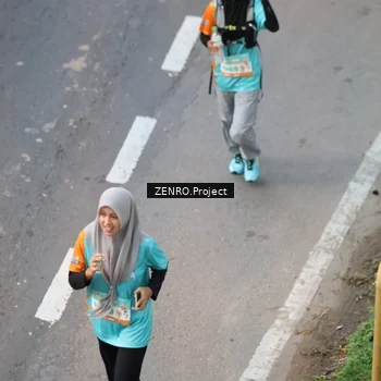 Runner Photo 8204373
