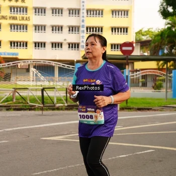 Runner Photo 8204406