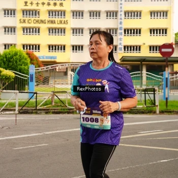 Runner Photo 8204411
