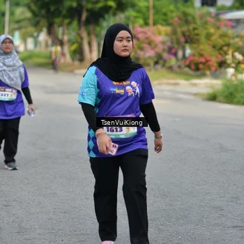 Runner Photo 8204431