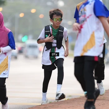 Runner Photo 8204442