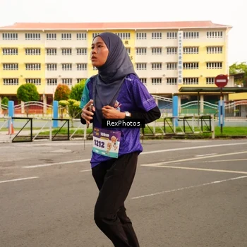 Runner Photo 8204453