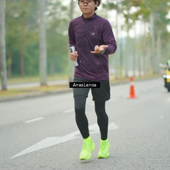 Runner Photo 8204454