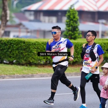 Runner Photo 8204471