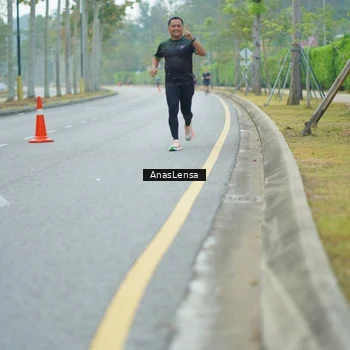 Runner Photo 8204472
