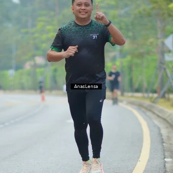 Runner Photo 8204478