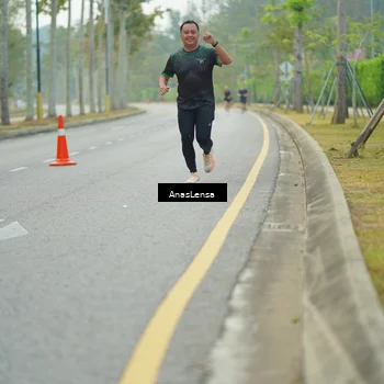 Runner Photo 8204580
