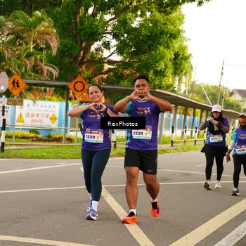 Runner Photo 8204653