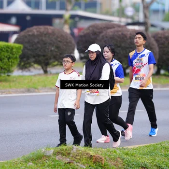 Runner Photo 8204656