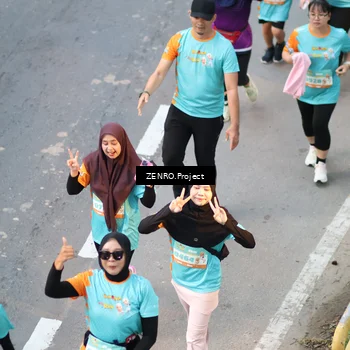Runner Photo 8204657