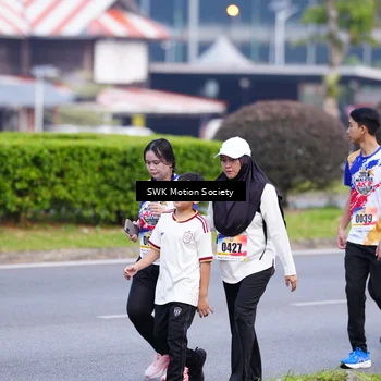 Runner Photo 8204659