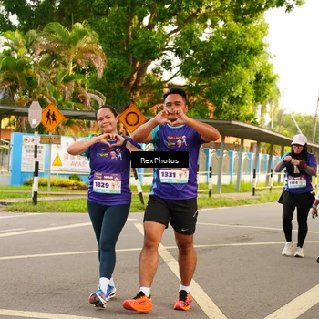 Runner Photo 8204661