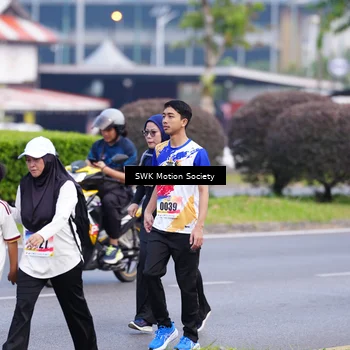 Runner Photo 8204675