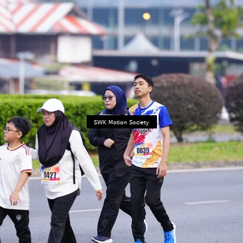 Runner Photo 8204688