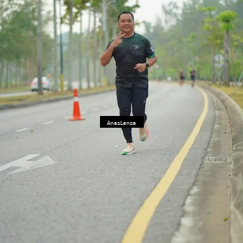 Runner Photo 8204690