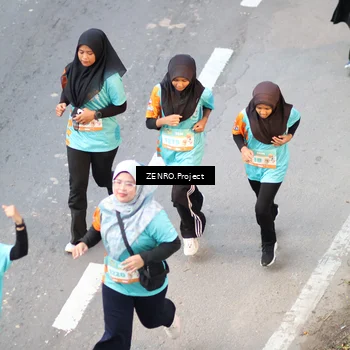 Runner Photo 8204700