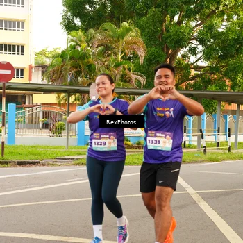 Runner Photo 8204703