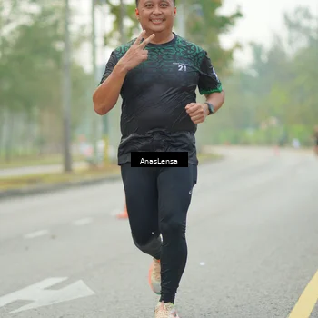 Runner Photo 8204707