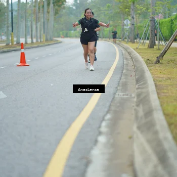 Runner Photo 8204713