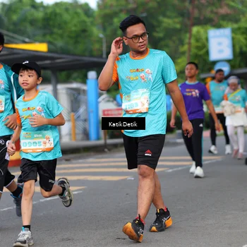 Runner Photo 8204731
