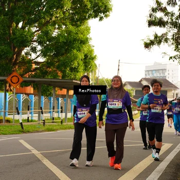 Runner Photo 8204759
