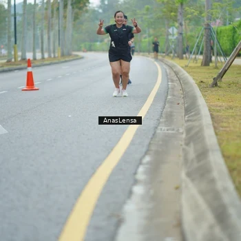 Runner Photo 8204788