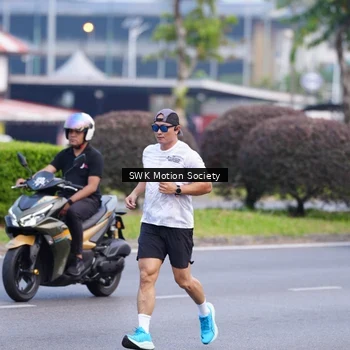 Runner Photo 8204796