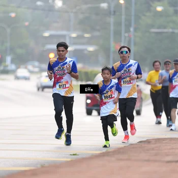 Runner Photo 8204799