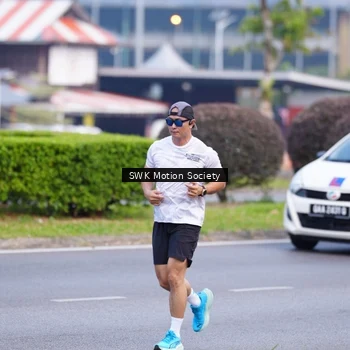 Runner Photo 8204833