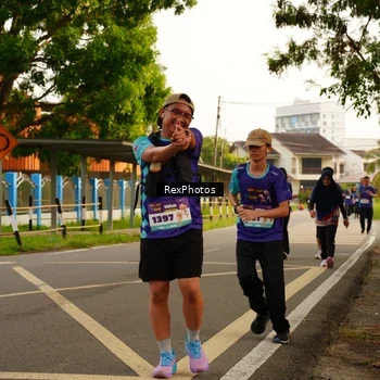 Runner Photo 8204840