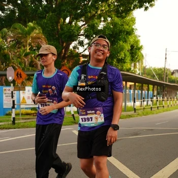 Runner Photo 8204855