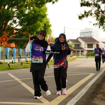 Runner Photo 8204859