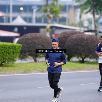 Runner Photo 8204870