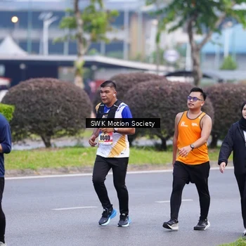 Runner Photo 8204880