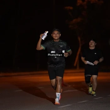 Runner Photo 8204882