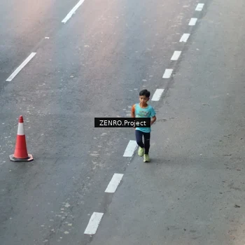 Runner Photo 8204884