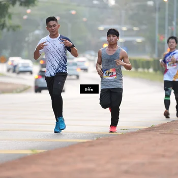 Runner Photo 8204885