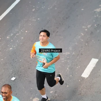 Runner Photo 8204890