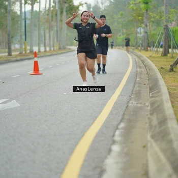 Runner Photo 8204903