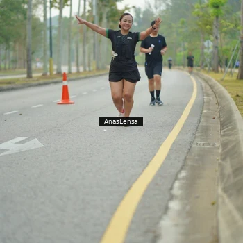 Runner Photo 8204909