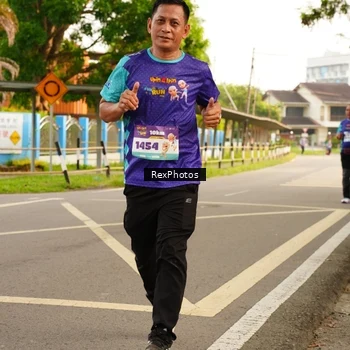 Runner Photo 8204911