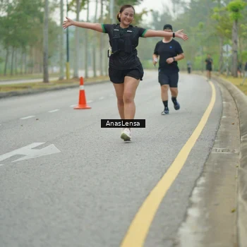 Runner Photo 8204927